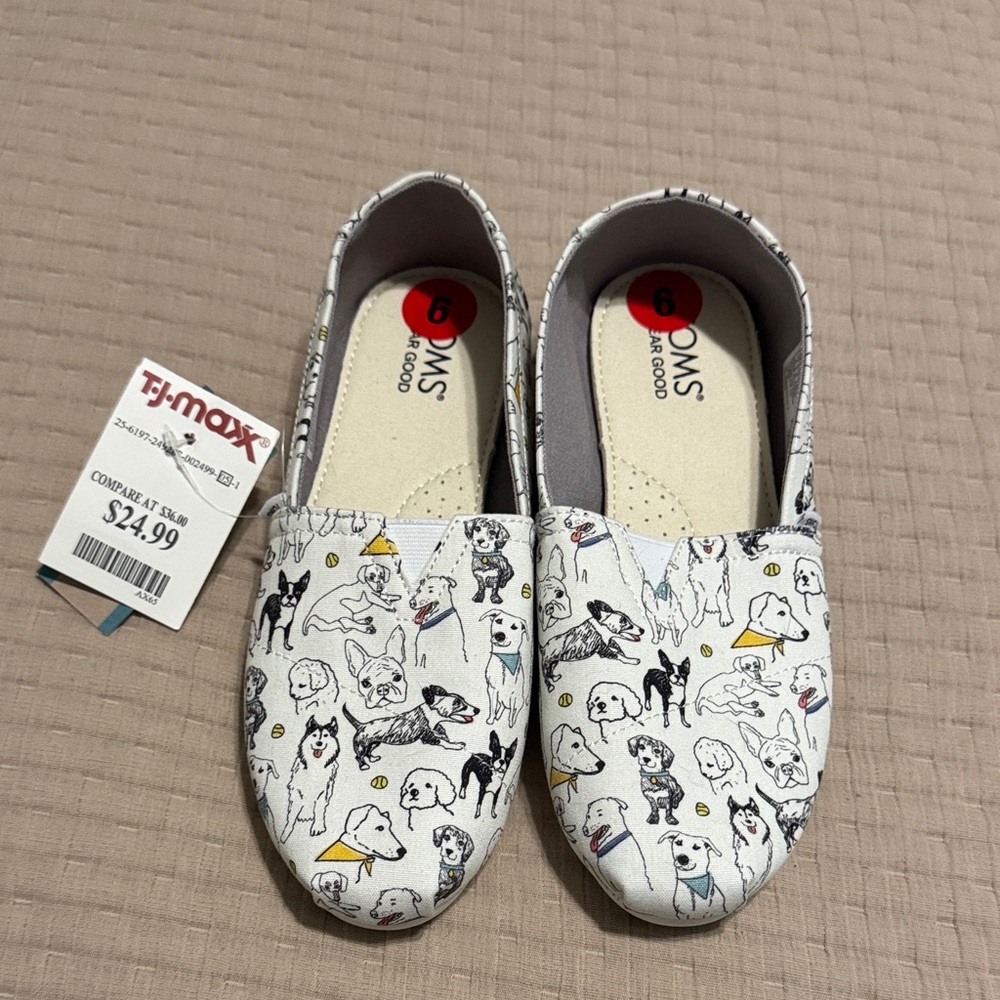 TOMS Dog Print Slip-On Shoes NWT